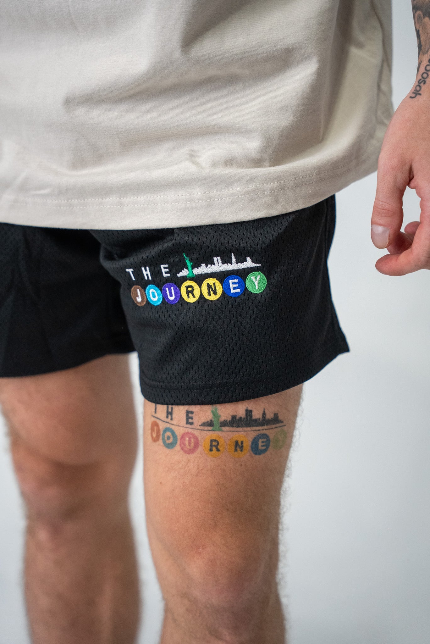 The Journey Subway Mesh Shorts (BLACK)