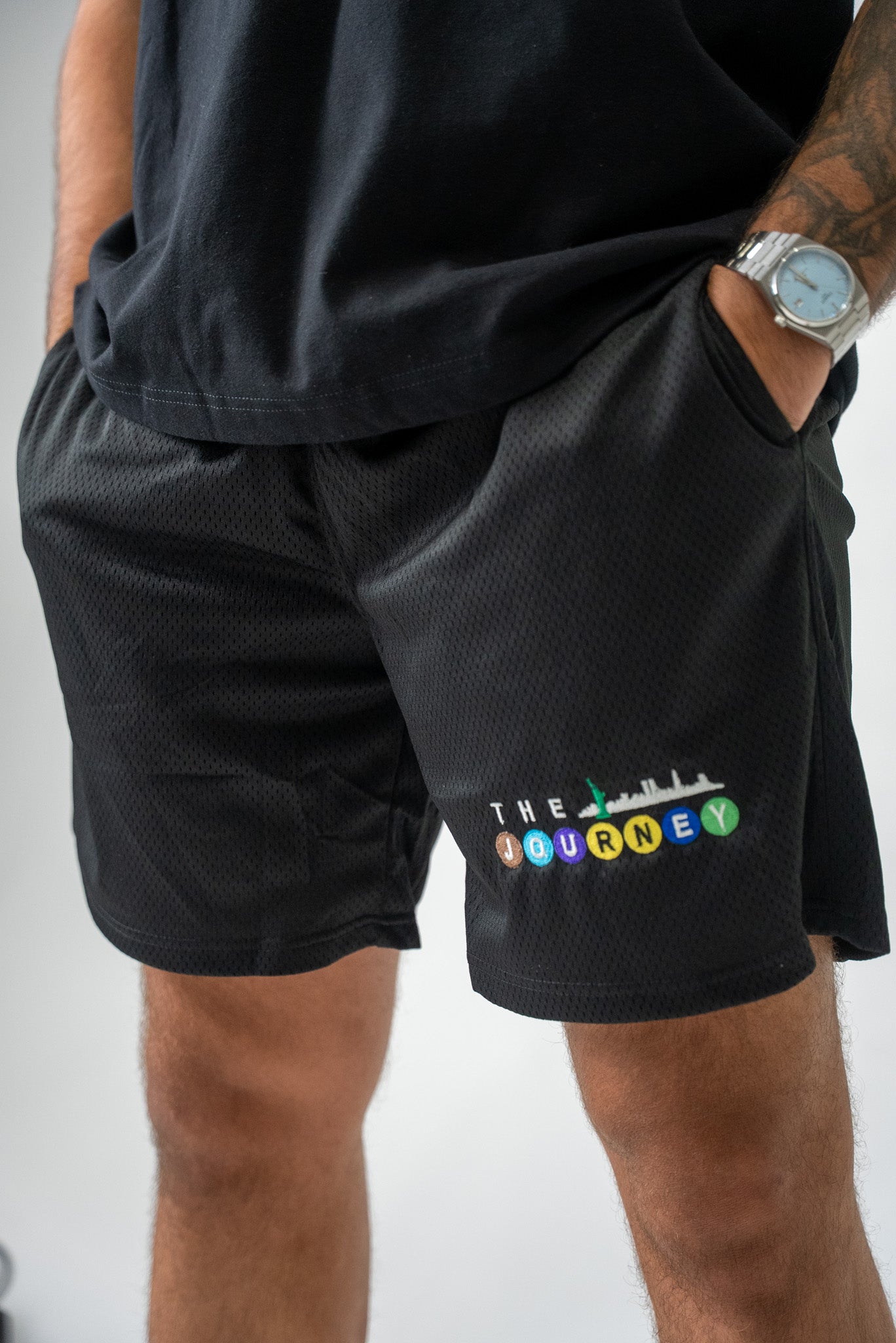 The Journey Subway Mesh Shorts (BLACK)